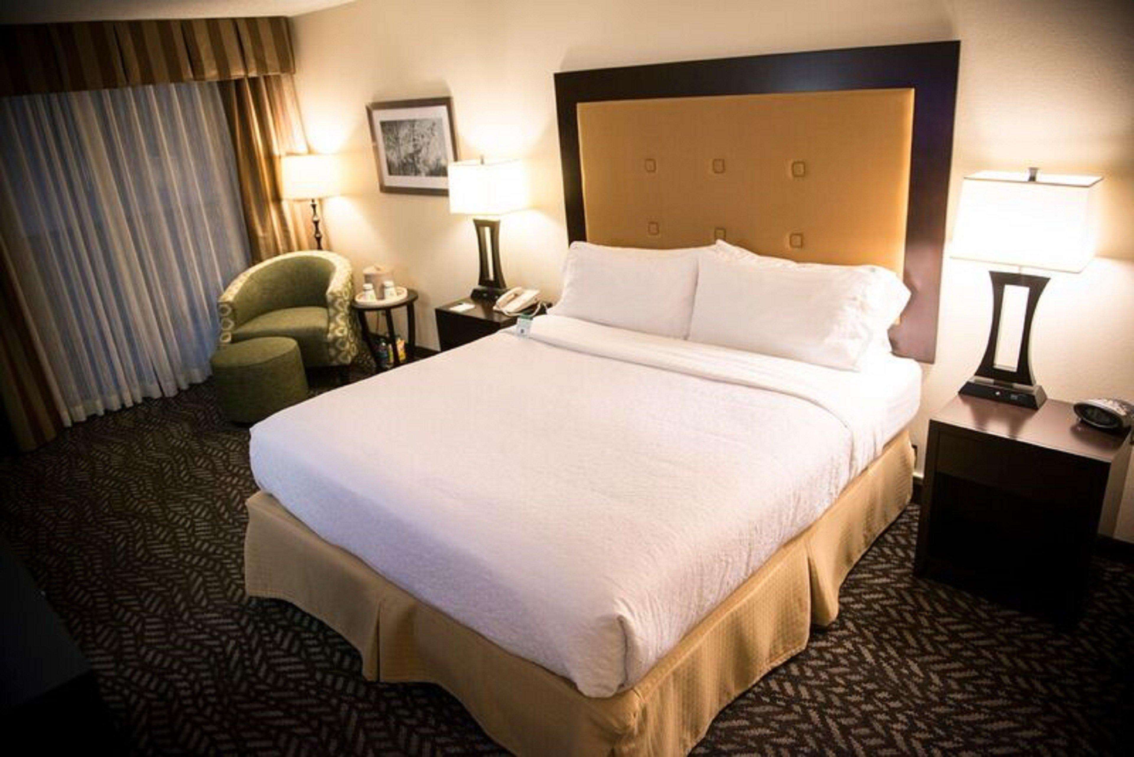 Holiday Inn Little Rock-Airport-Conference Center By Ihg Екстериор снимка