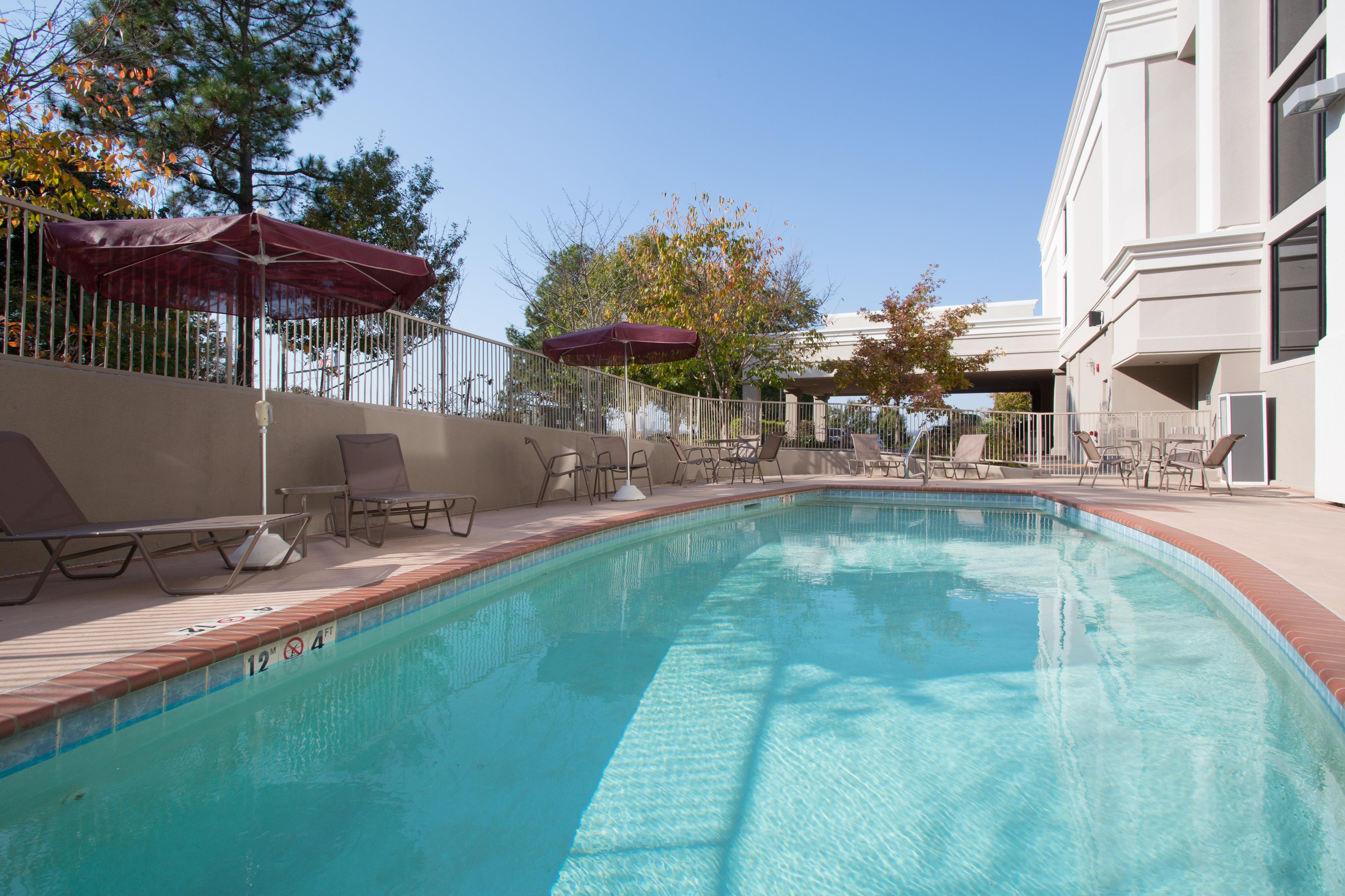 Holiday Inn Little Rock-Airport-Conference Center By Ihg Екстериор снимка