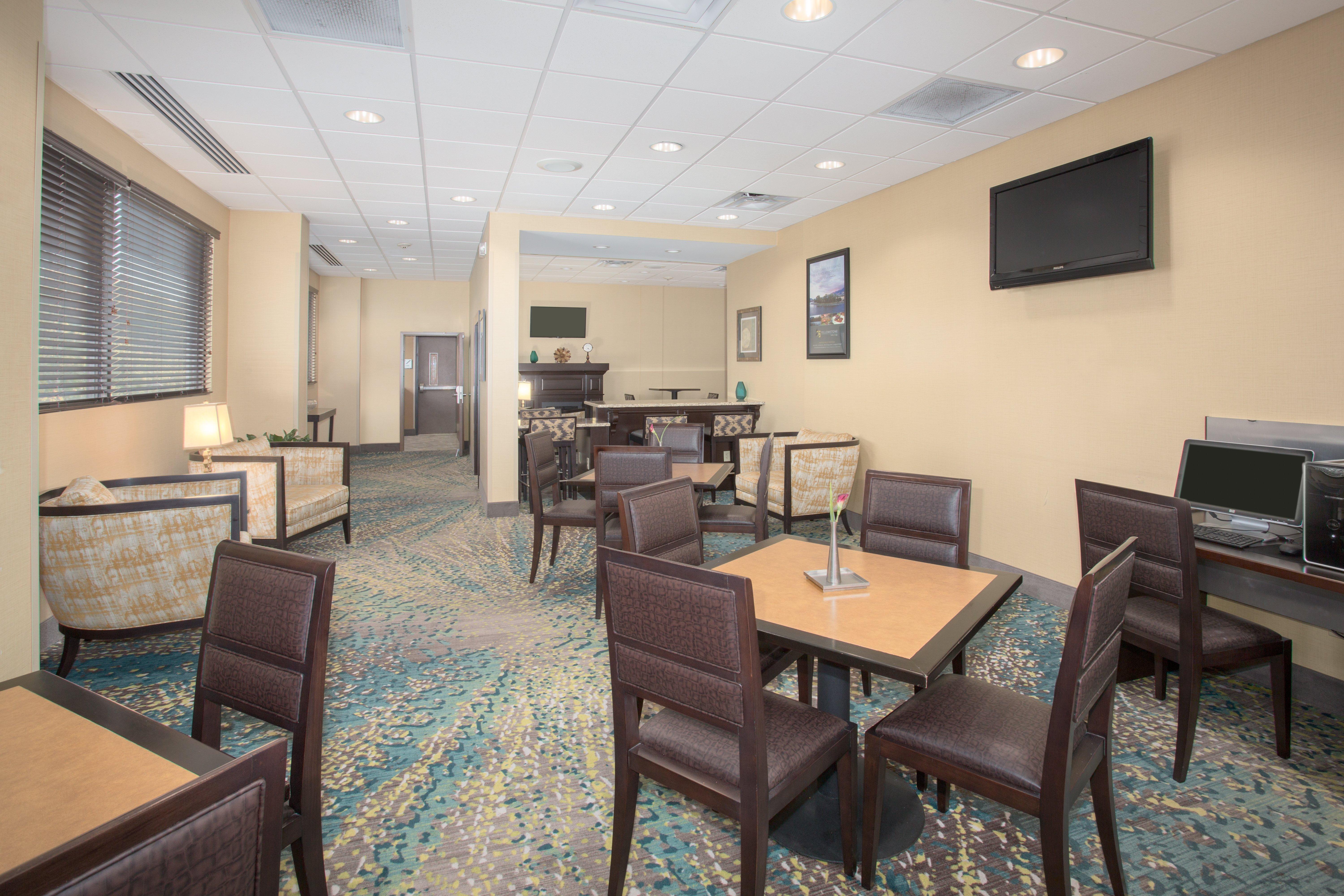 Holiday Inn Little Rock-Airport-Conference Center By Ihg Екстериор снимка