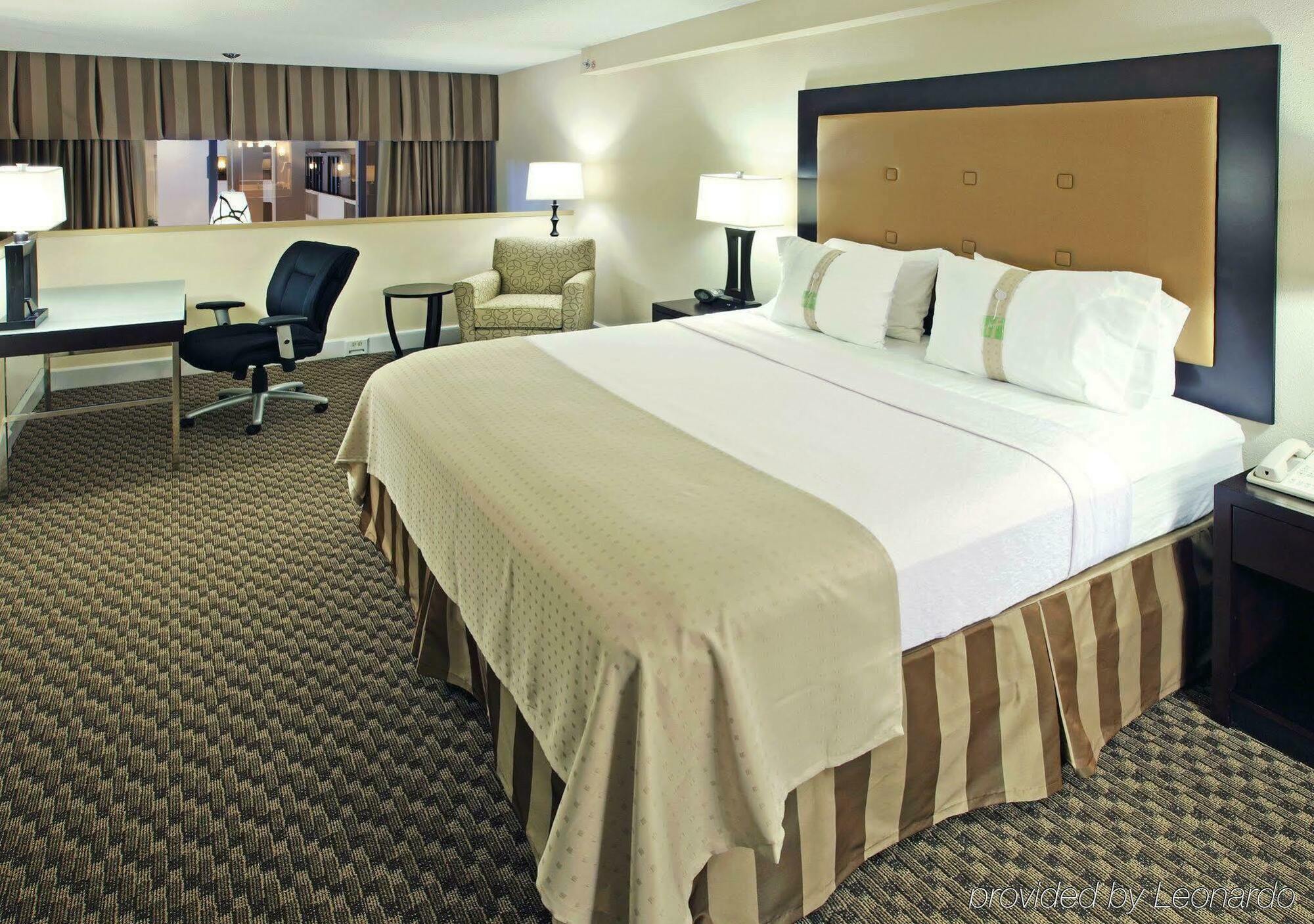 Holiday Inn Little Rock-Airport-Conference Center By Ihg Екстериор снимка